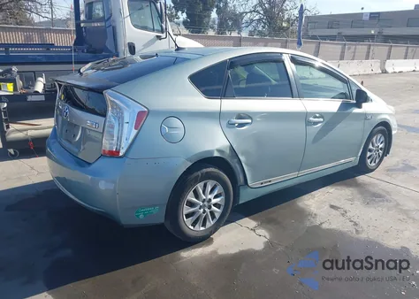 2014 Toyota Prius Plug-In z USA, uszkodzony, nr VIN JTDKN3DP0E3065181